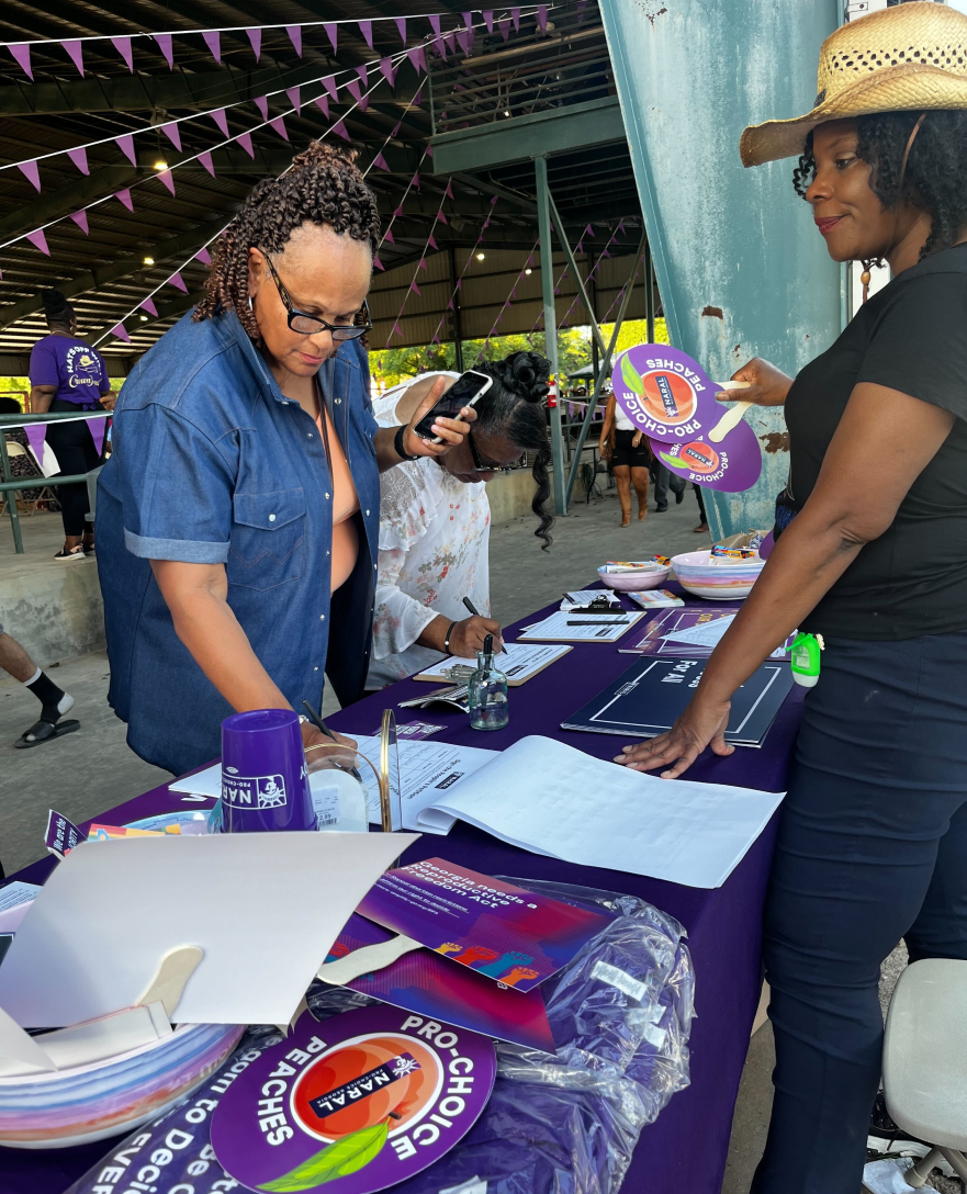 Reproductive Freedom for All Tabling Volunteers